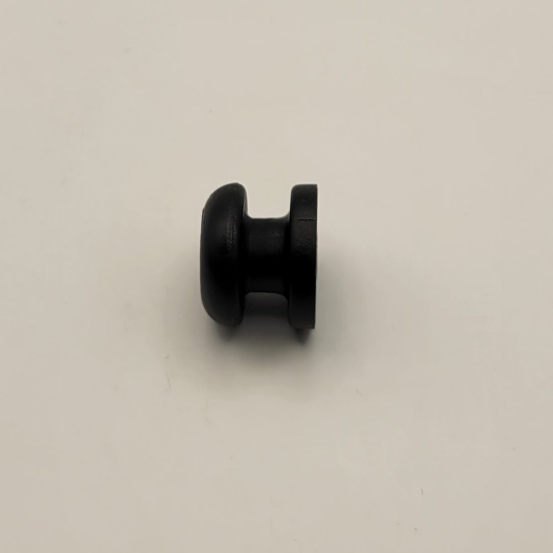 Stayput Attachment Knob Black